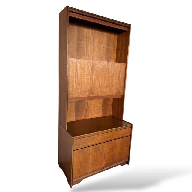 Wood Mid-Century Modern Teak Drinks Cabinet by William Lawrence, 1960s For Sale - Image 7 of 11