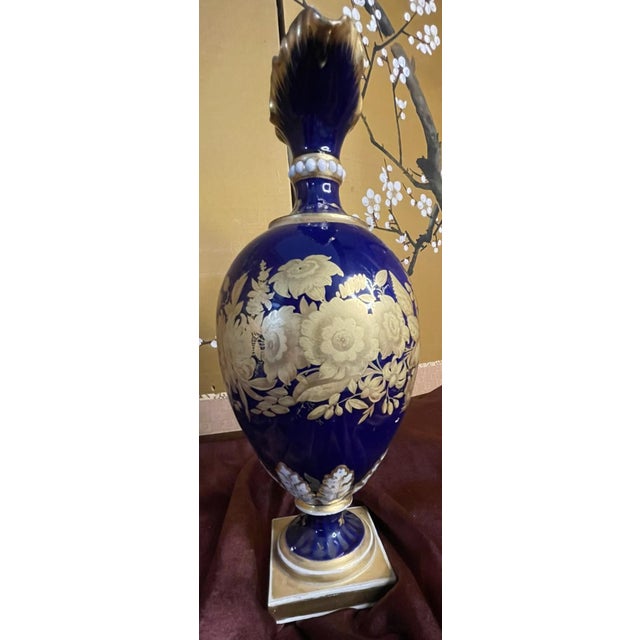 Early 19th Century Antique 19th Century Derby Bloor Porcelain Ewer With Hand-Painted Floral Details For Sale - Image 5 of 13