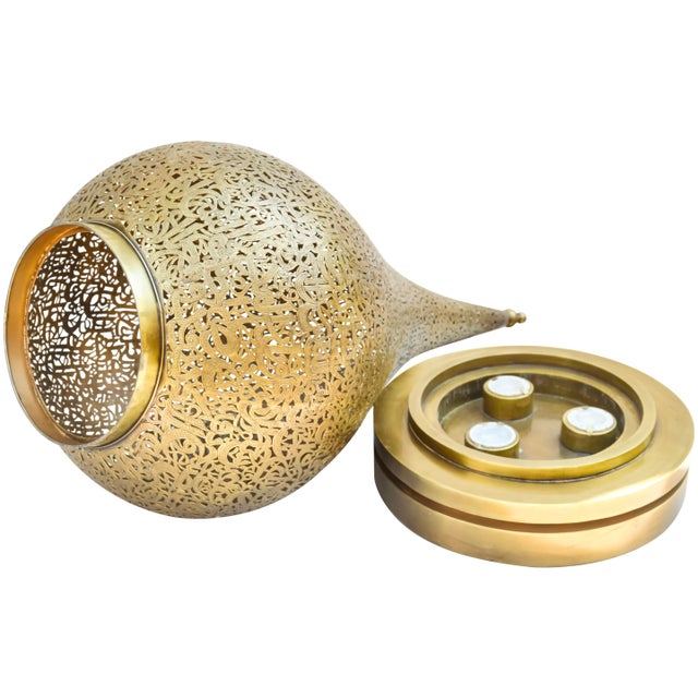 Vintage Moroccan Calligraphy-Engraved Brass Table Lamp For Sale In New York - Image 6 of 7