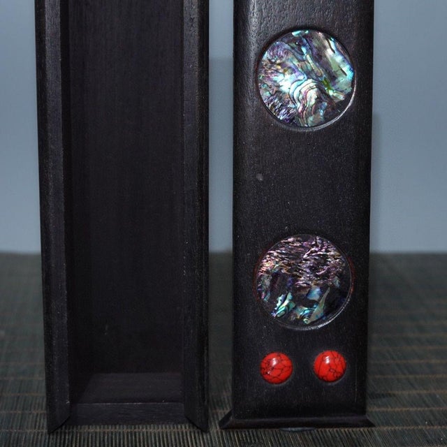 1980s Vintage Rosewood Sliding Box With Abalone Shell & Turquoise Inlay - Long Jewelry or Incense Box For Sale - Image 5 of 9