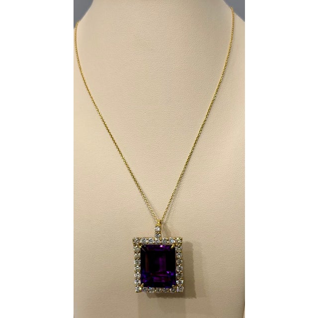 Early 21st Century 58 Ct Emerald Cut Amethyst & 7 Ct Diamond Pendant Necklace 14KY Gold + Chain For Sale - Image 5 of 18