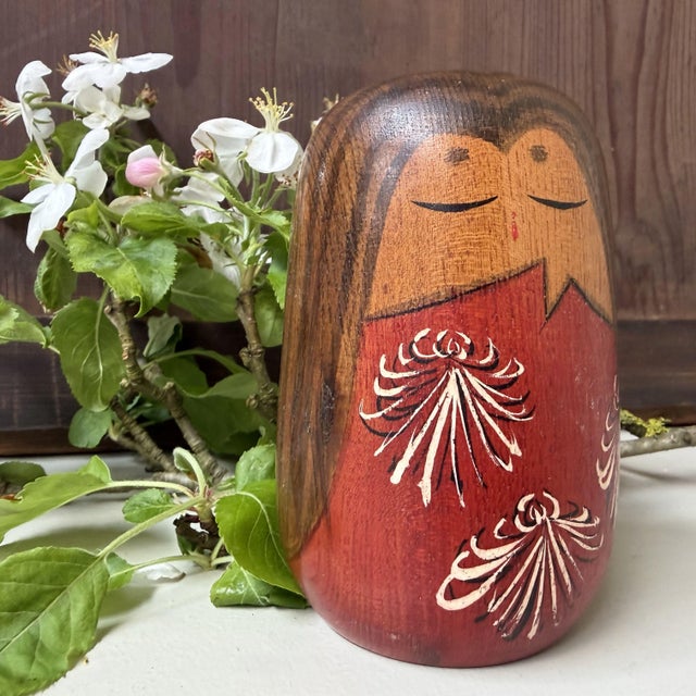 Mid-Century Modern Vintage Sōsaku Kokeshi Figurine by Oizumi, 1970s For Sale - Image 3 of 9