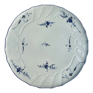 Mid 20th Century Villeroy & Boch "Vieux Luxembourg" Cream & Blue Cake Plate