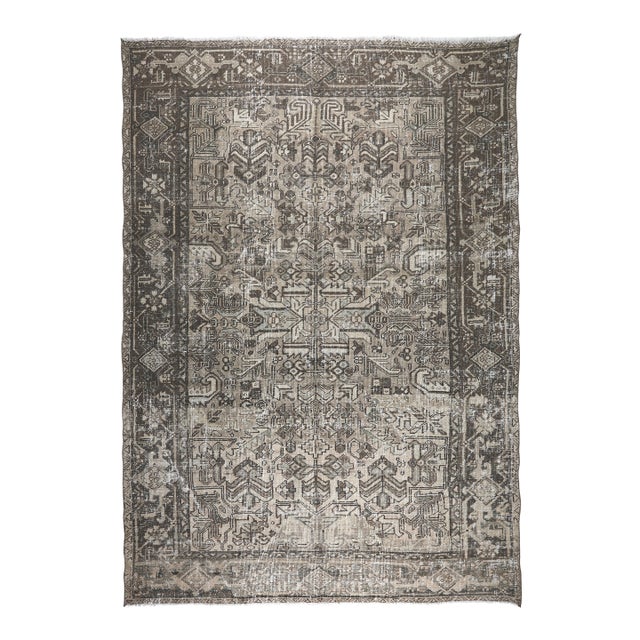 Architectural Vintage Heriz Rug With Washed Neutral Palette -6' 8'' X 9' 6'' For Sale
