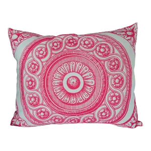 Contemporary Vizcaya Circle Filigree Medallion Pillow Cover