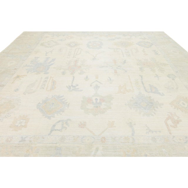 Ivory 13x15 Modern Oushak Style Hand-Knotted Wool Area Rug – Neutral Ivory & Sage For Sale - Image 8 of 11