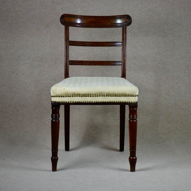 Hollywood Regency Antique Regency Chairs in Cuban Mahogny, 1820, Set of 8 For Sale - Image 3 of 11