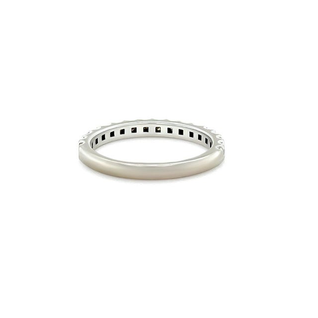 Contemporary 18ct White Gold Diamond Wedding Ring 0.39ct 2.27g, Size 4.5 For Sale - Image 3 of 5
