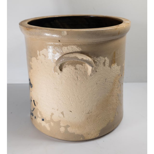 19th Century Blue and White Stoneware Crock With Bird by Ottman Brothers, Damaged For Sale - Image 4 of 12
