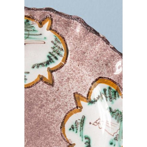 Brussels Faience Shaped Plates, 1700s, Set of 2 For Sale - Image 5 of 10