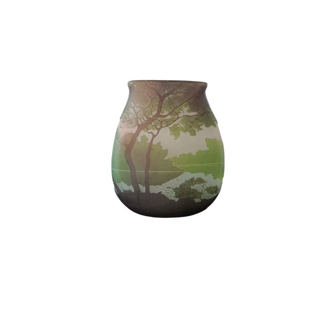 White Antique Vase in Glass by Legras, 1890s For Sale - Image 8 of 8