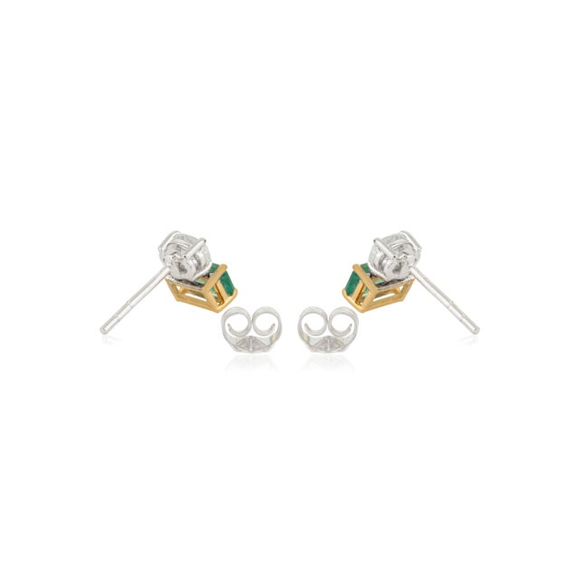 Green Modernist Two-Tone 18k Gold Emerald & Diamond Duo Estate Stud Earrings- A Pair For Sale - Image 8 of 13