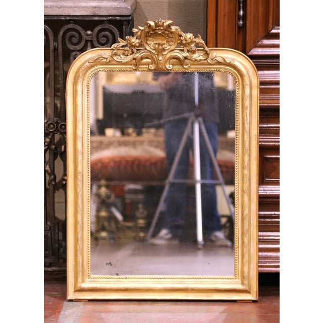 Late 19th Century 19th Century Louis Philippe Giltwood Mirror With Carved Shell & Engraved Motifs For Sale - Image 5 of 8