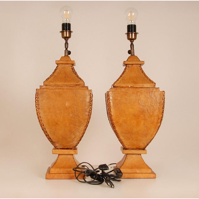 Traditional English Table Lamps Vintage Chesterfield Style Vase Lamps Leather - a Pair For Sale - Image 11 of 12
