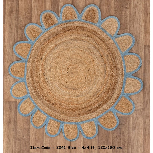 Blue Round Jute Scallop Rug - 4'x4' For Sale - Image 6 of 8