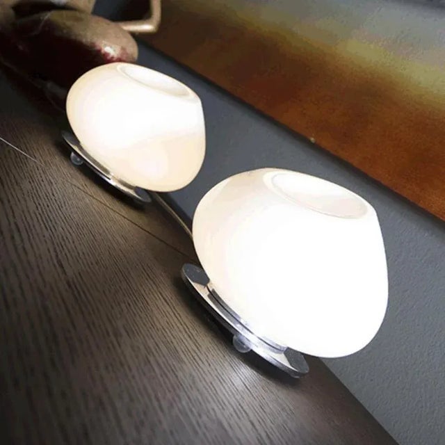 Eyes eyetamsm table lamp by mazzega 1946 dimensions: d 18 x h 18 cm. Materials: frame: white. Diffuser: white. Weight: 002...