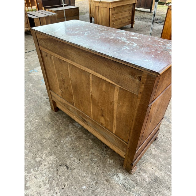 French 19th Century Louis Philippe Walnut Marble Top Commode For Sale - Image 6 of 12