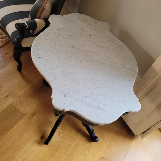 1930s Alfonsine Galápago Table in Ebonized Wood with Marble Top, 1930s For Sale - Image 5 of 18