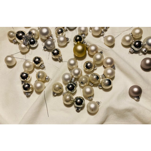 Christmas Ornament Collection Small Shiny & Matte Round Balls in Silver & Platinum For Sale In Dallas - Image 6 of 8