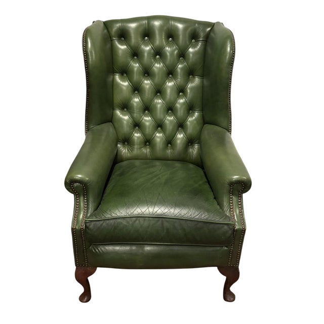 Vintage Forest Green Leather Wingchair, in Good conditions. Designed 1990 to 1999