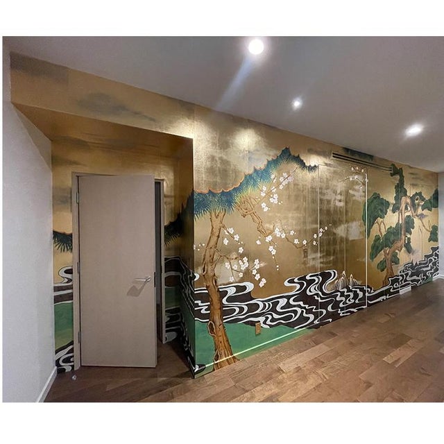 Chinoiserie Gold Leaf Japanese Style Hand-Painted Pine, Bamboo & Crane Wall Panels (Set of 8) For Sale - Image 3 of 5