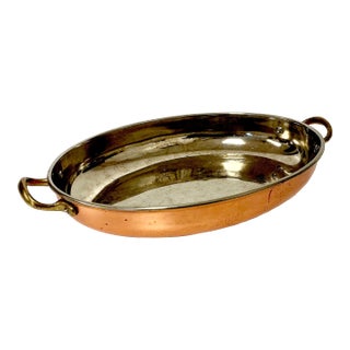 Mid-Century French Style Oval Au Gratin Copper Sauté Pan With Brass Handles, Stainless Steel. For Sale