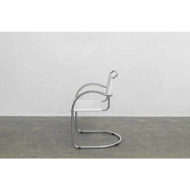 Bauhaus Bauhaus White Leather and Chrome Cantilever Chair, Italy, 1970s For Sale - Image 3 of 6