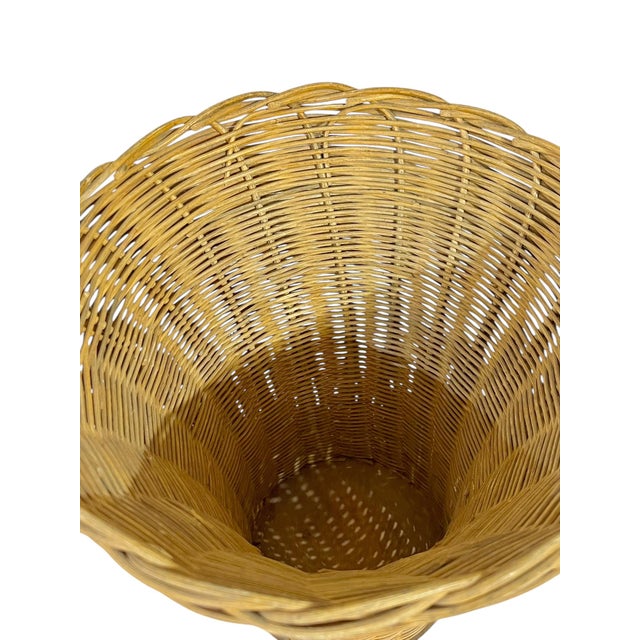 Antique French Provincial Fluted Handmade Wicker Basket For Sale - Image 6 of 13