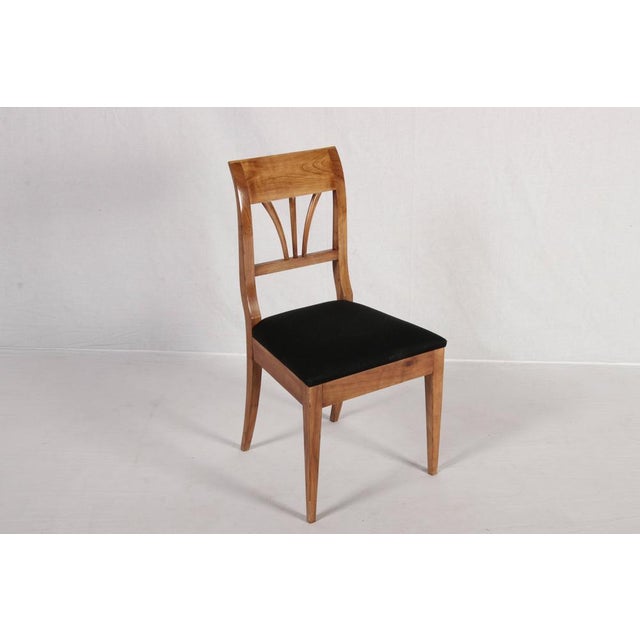 Antique Biedermeier Chairs in Cherry Wood, 1820, Set of 4 For Sale - Image 10 of 18