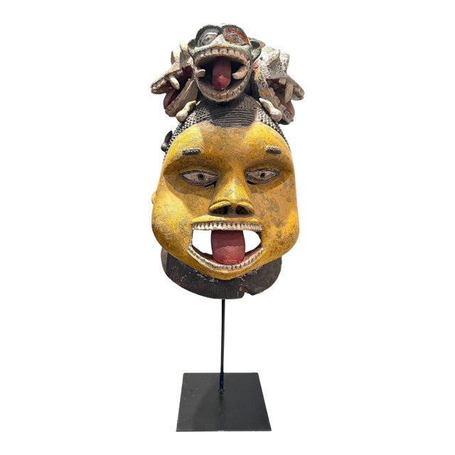 Large Wood Sculpture Yoruba Gẹ̀lẹ̀dẹ́ Helmet Mask on Display Stand For Sale