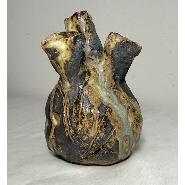 Brutalist Vintage Handmade Brutalist American Pottery Anatomical Heart Shaped Vase For Sale - Image 3 of 13