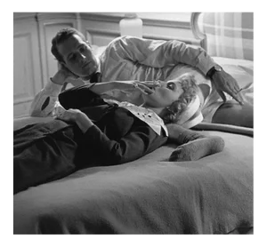 Paul Newman and Joanne Woodward 1958 (Photo by Sid Avery)