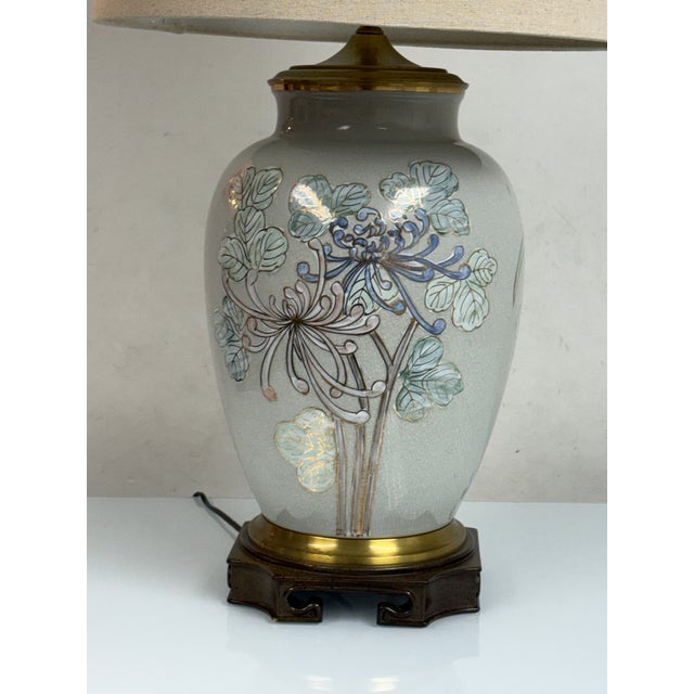 Late 20th Century Chinoiserie Floral Ceramic Table Lamp, Late 20th Century For Sale - Image 5 of 12