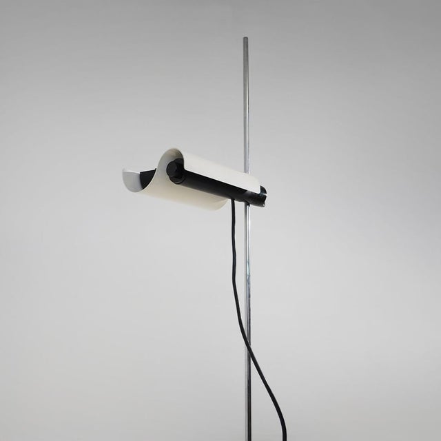 Metal DIM 333 Floor Lamp by Vico Magistretti for Oluce, 1970s For Sale - Image 7 of 15