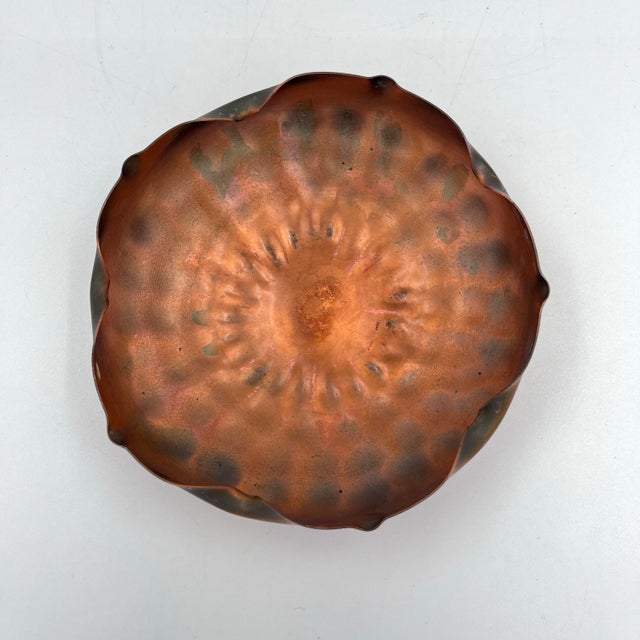 Art Nouveau Vintage Hand-Made Copper Flower Catchall Dish or Ashtray For Sale - Image 3 of 7