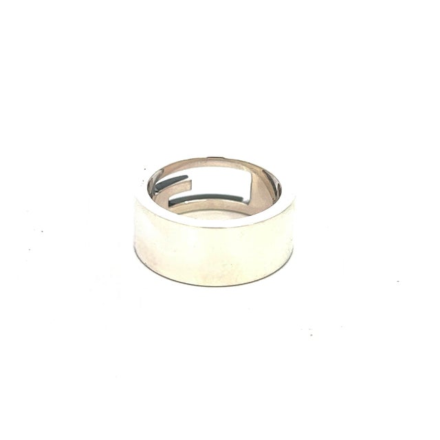 Gucci Estate Ring Size 5.5 Sterling Silver Height 8 mm For Sale - Image 4 of 6