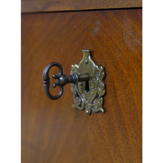 Henredon Historic Natchez Marble Top Chest For Sale - Image 9 of 18