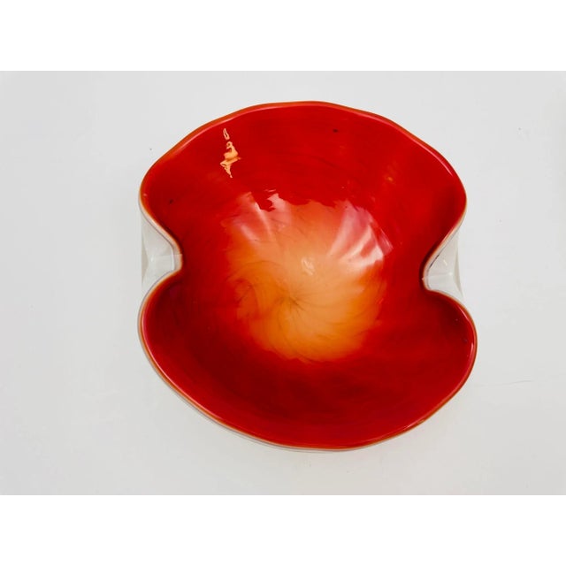 Vintage Venetian Murano Seguso Art Glass Cased Red and White Ashtray Italy 1960 For Sale In Palm Springs - Image 6 of 12