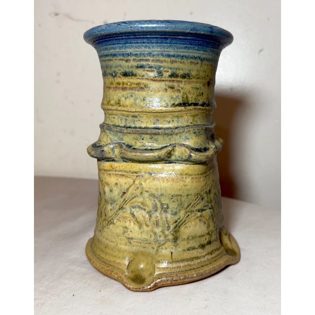 1980s Vintage Handmade Wayne Cardinalli Studio Brutalist Art Pottery Vase Sculpture For Sale - Image 5 of 11