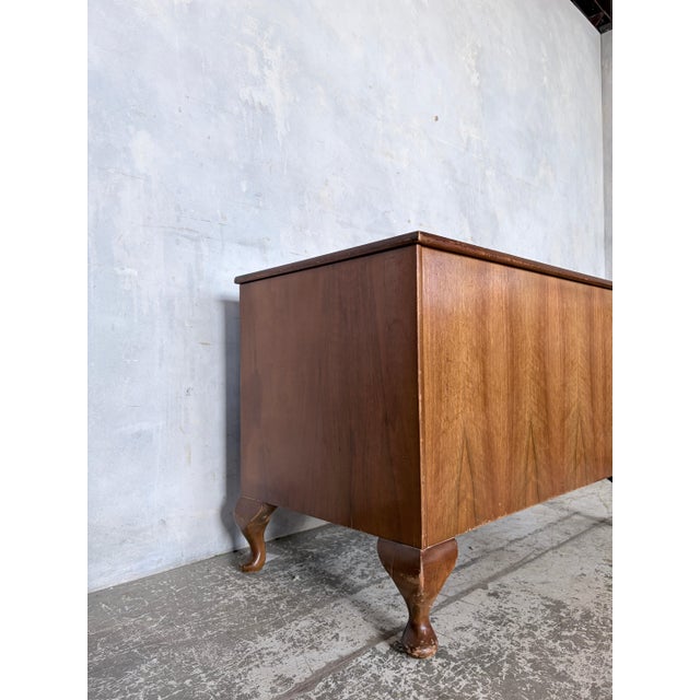 Vintage Walnut Blanket Box from Sutcliffe of Todmorden For Sale - Image 4 of 9