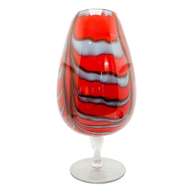 Mid-Century Modern Italian Opaline Glass Pedestal Vase in the style of Carlo Moretti, 1970s For Sale