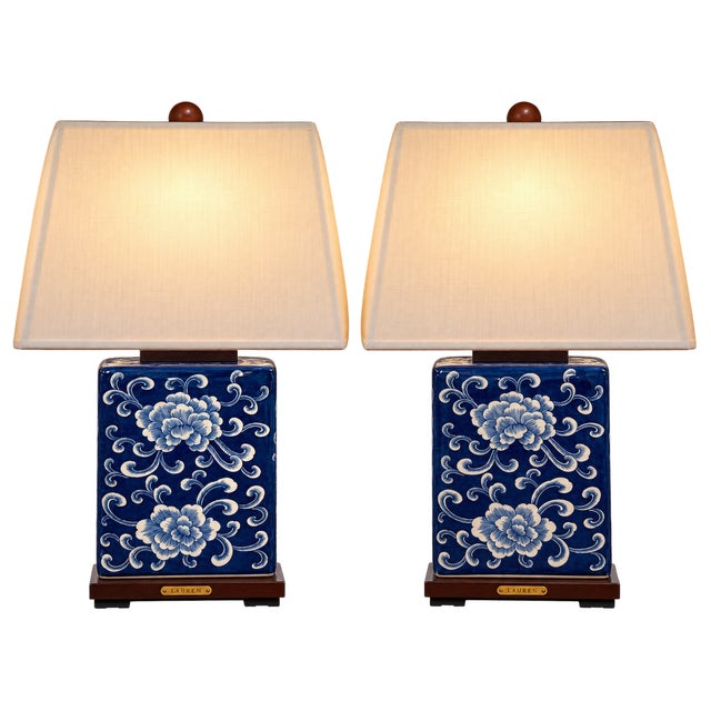 Late 20th Century Ralph Lauren Chinoiserie Cobalt Blue & White Ceramic Table Lamps - A Pair For Sale