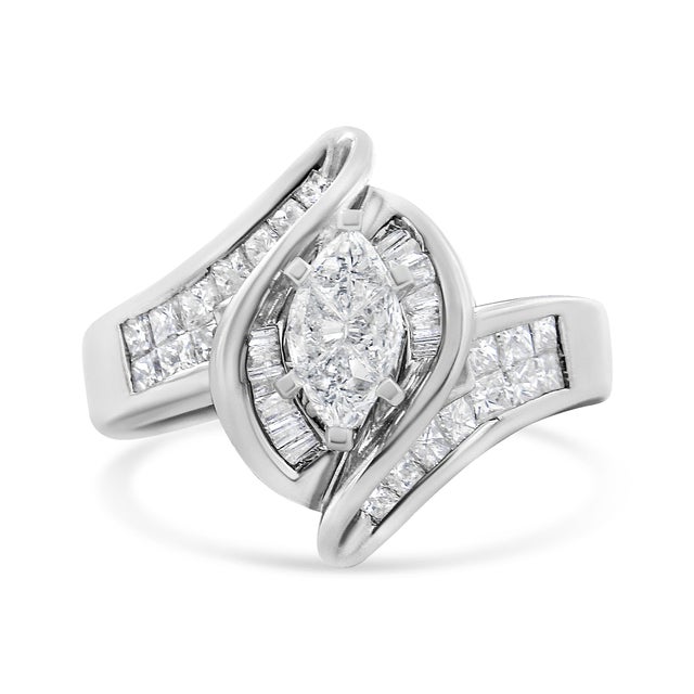Contemporary 14K White Gold 1 1/4 Cttw Pie, Baguette and Princess cut Diamond Marquise Shape Engagement Cocktail Ring (H-I Color, SI2-I1 Clarity) For Sale - Image 3 of 6