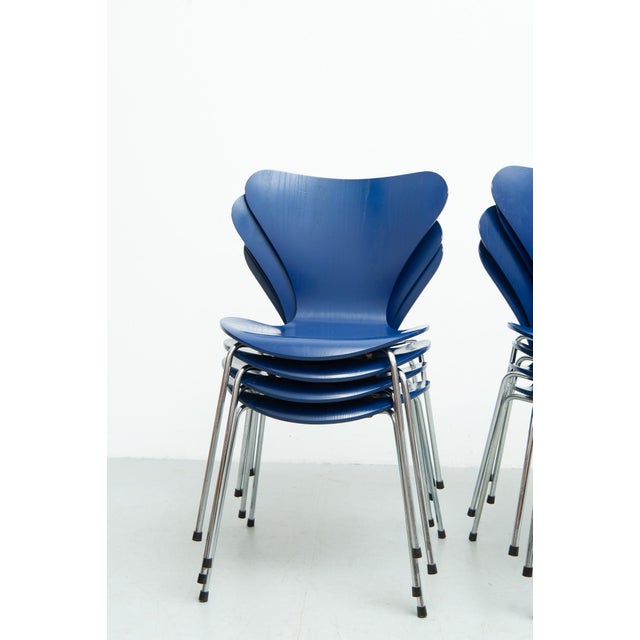 Series 7 Chairs by Arne Jacobsen for Fritz Hansen, 1950s, Set of 8 For Sale - Image 6 of 12