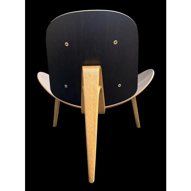 Carl Hansen & Søn CH07 Shell Chair by Hans J. Wegner for Carl Hansen & Son, 1990s For Sale - Image 4 of 7