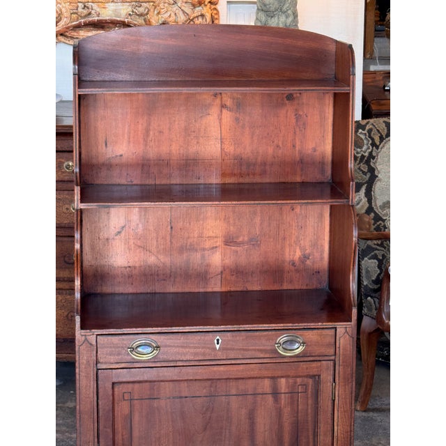 Traditional 19th Century English Mahogany Waterfall Bookcase With Cupboard Base For Sale - Image 3 of 12