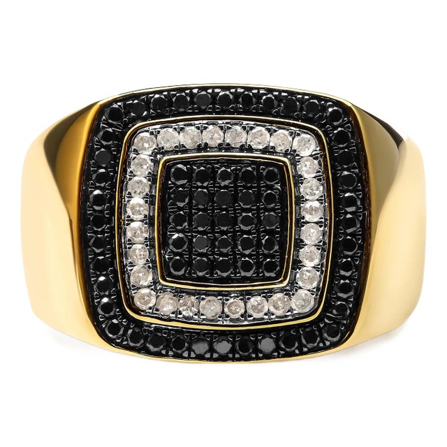Men's 10K Yellow Gold 3/4 Cttw White and Black Treated Diamond Ring Band (Black / I-J Color, I2-I3 Clarity) - Size 11 For Sale