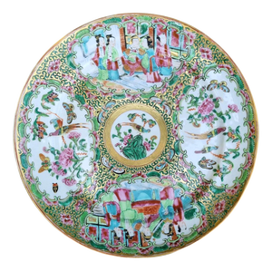 Antique Chinese Qing Dynasty Rose Medallion Porcelain Plate, 1820