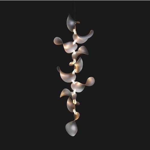 Dune 10 vertical cluster chandelier in silver anodized aluminum by moss objects. Dimensions: ø 63 x h 169 cm. Materials:...