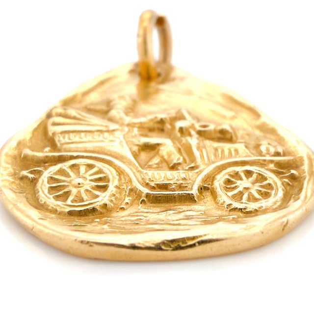Contemporary Vintage 1960s Italian 18k Ford Model T Pendant, Open Roadster, Commercial Roadster, Runabout For Sale - Image 3 of 8